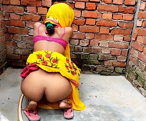 Babita-x-singh ghar ke bahar на улице секс в сари индийское секс