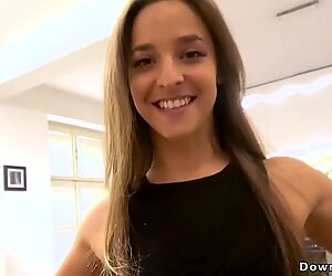 Brunette artis porno doing ayam jantan of director pov