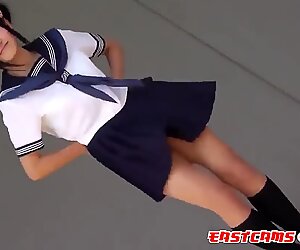 Snoezig japanse studenten dansen