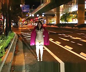 Japonesas gordinhas raparigas públicas a exibir slideshow 4