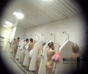 Câmeras escondidas em piscina pública chuveiros 891