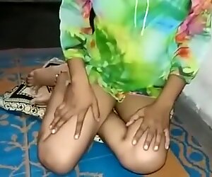 Bhabhi sexuálne video s vodičom