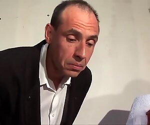 Sprut amatør hårete fransk besta brud pult med anal fistet og banan innsetting