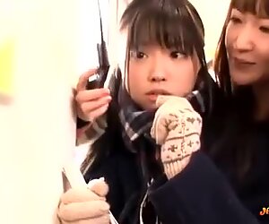 Japansk lesbisk molesters ucensoreret , japansk lesbisk skolepige trusser