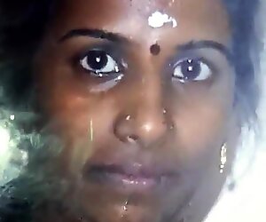 Sperma hołd dla Tamil przyjaciółka mamuśki