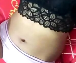 Indias muchacha masturbándose parte ocho (músico jyoti panwar en sexy lencería negra)