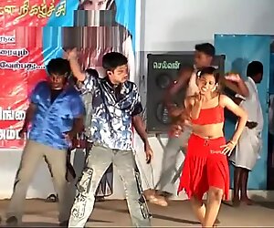 Tamilnadu perempuan sexy stage record dance bangsa india 19 years old night songs' 06