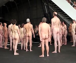 Britische Nudisten in Gruppe 2